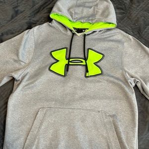 Men’s Under Armour hoodie.